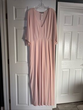 Soft Blush V-Neck Maxi Dress